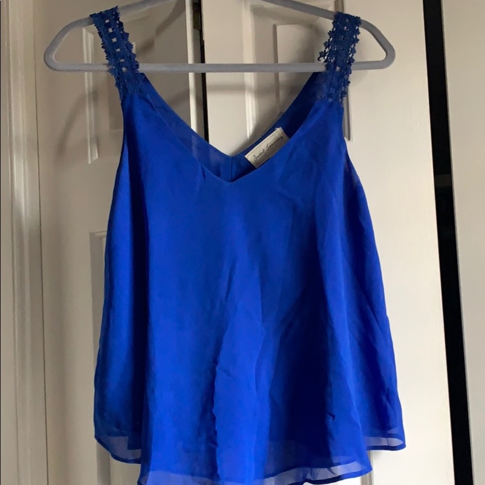 Lace sleeve tank top